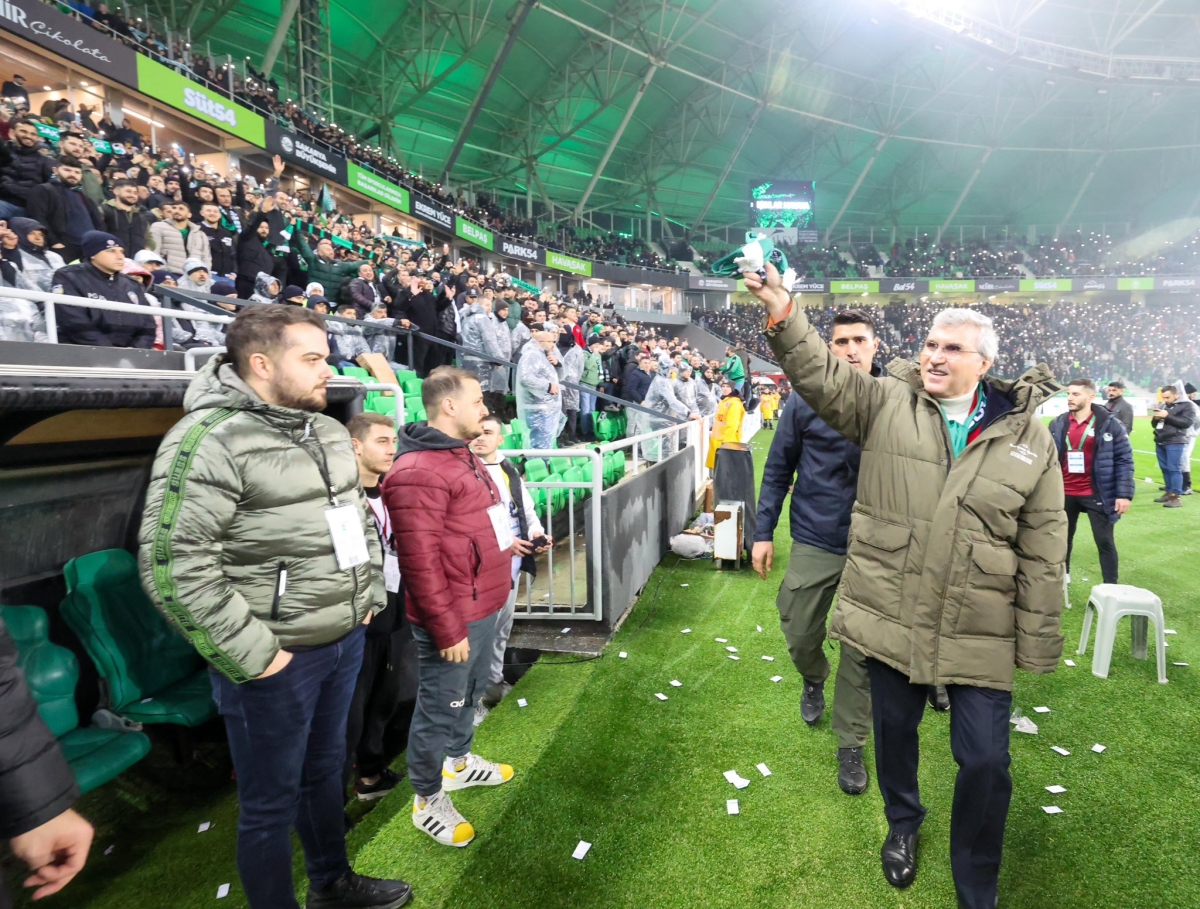 Ekrem Yüce ''Başarılarınız daim olsun.!''