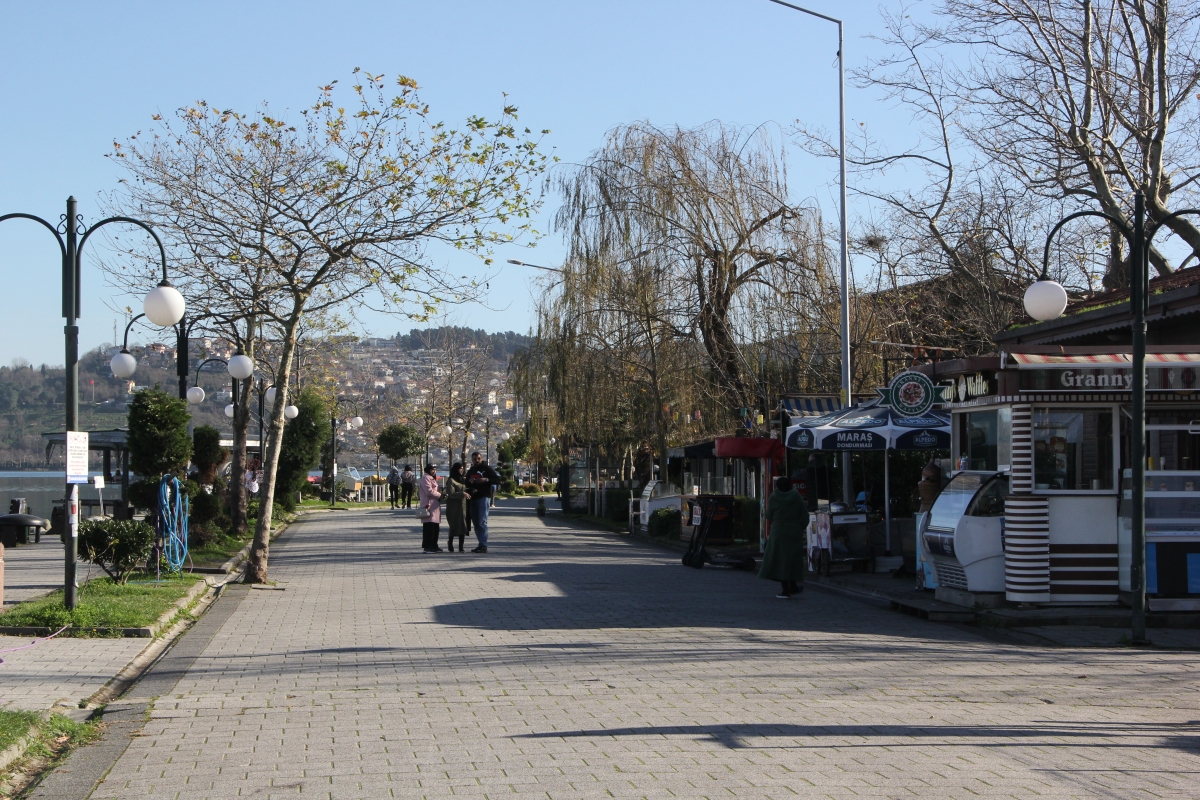 Sapanca turistlerin ilgisini çekiyor.