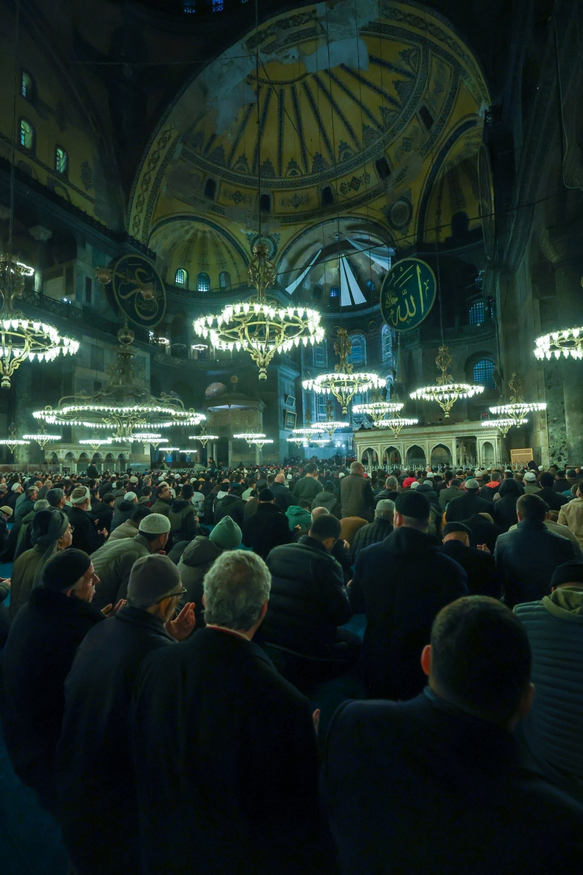 Başkan Yüce tarihi yürüyüşe katıldı