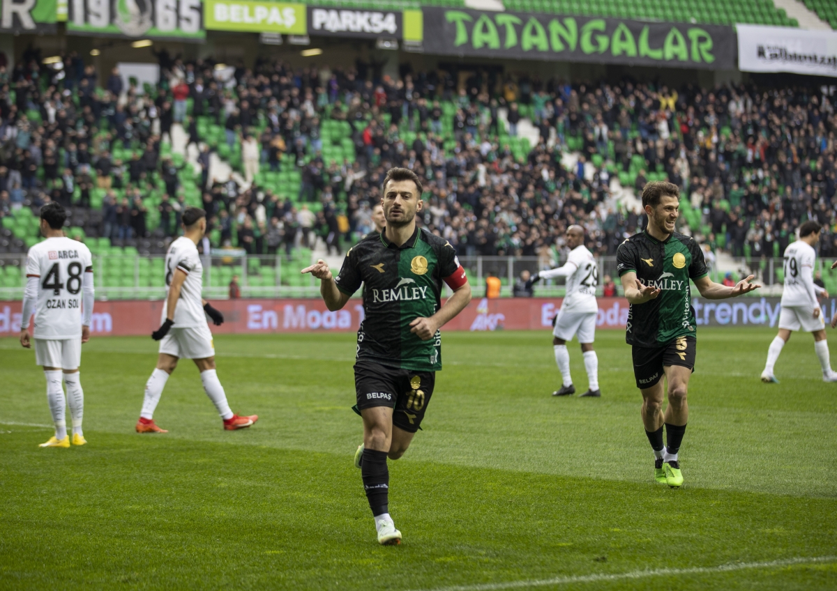 Sakaryaspor - Ahlatcı Çorum FK Foto Galeri