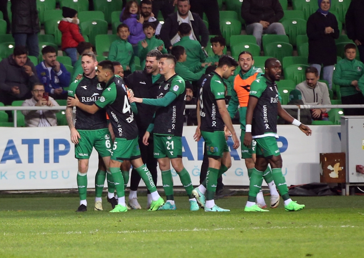 Sakaryaspor – Manisa FK Foto Galeri