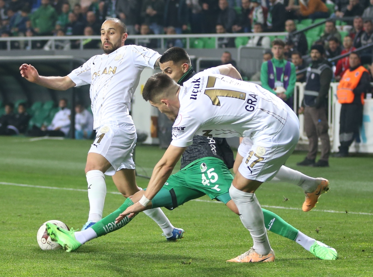 Sakaryaspor – Manisa FK Foto Galeri