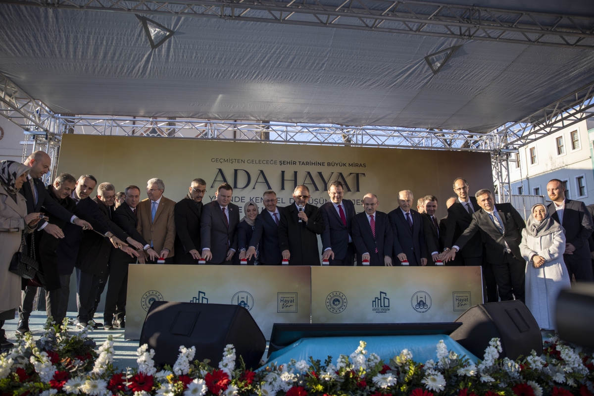  Adahayat Yerinde Kentsel Dönüşüm Temel Atma Töreni