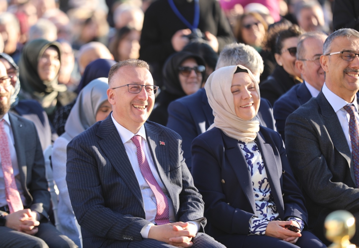  Adahayat Yerinde Kentsel Dönüşüm Temel Atma Töreni