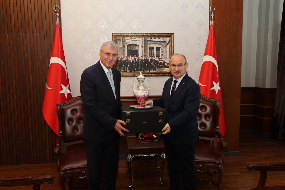 Ekrem Yüce veda ziyaretleri