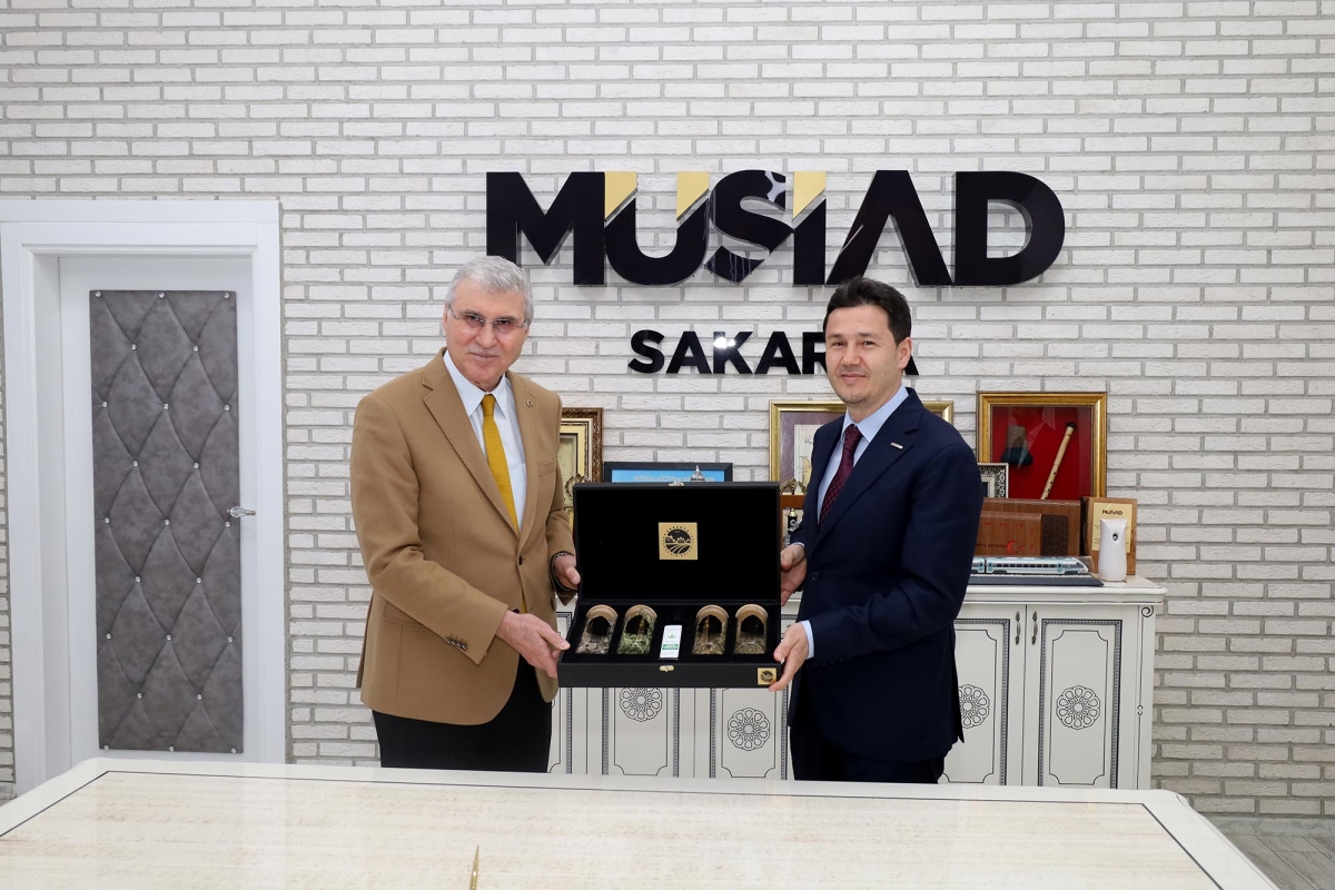 Ekrem Yüce veda ziyaretleri