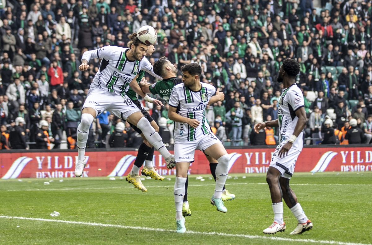 Kocaelispor - Sakaryaspor Foto Galeri