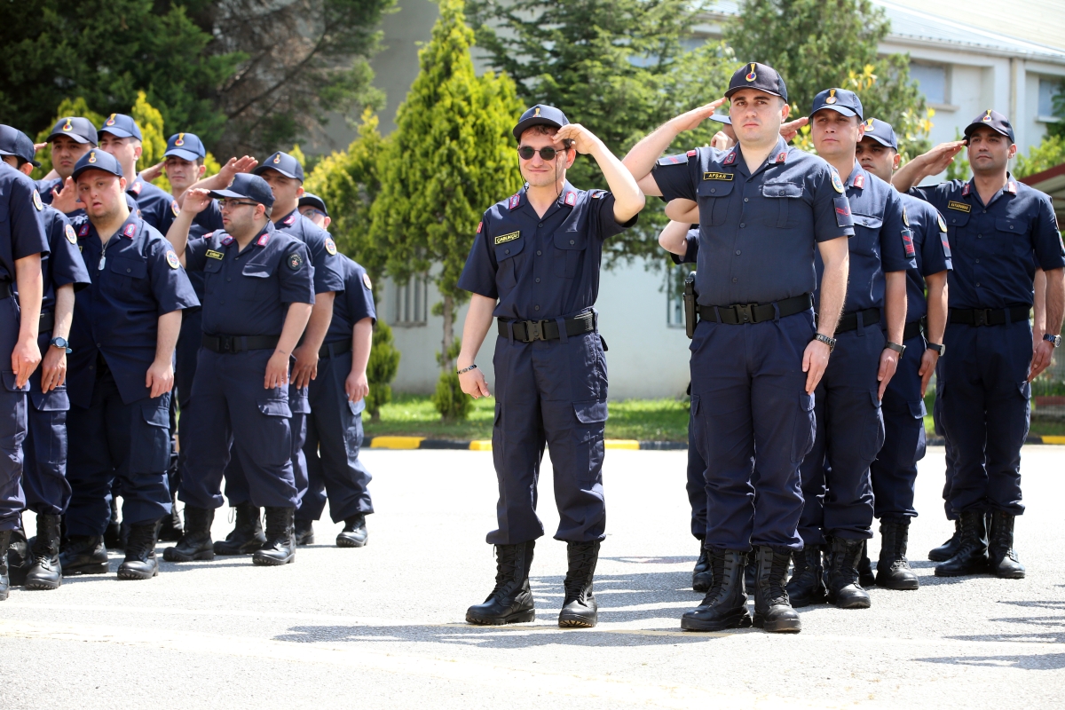 Kamuflaj giyen 47 engelli temsili askerlik yaptı