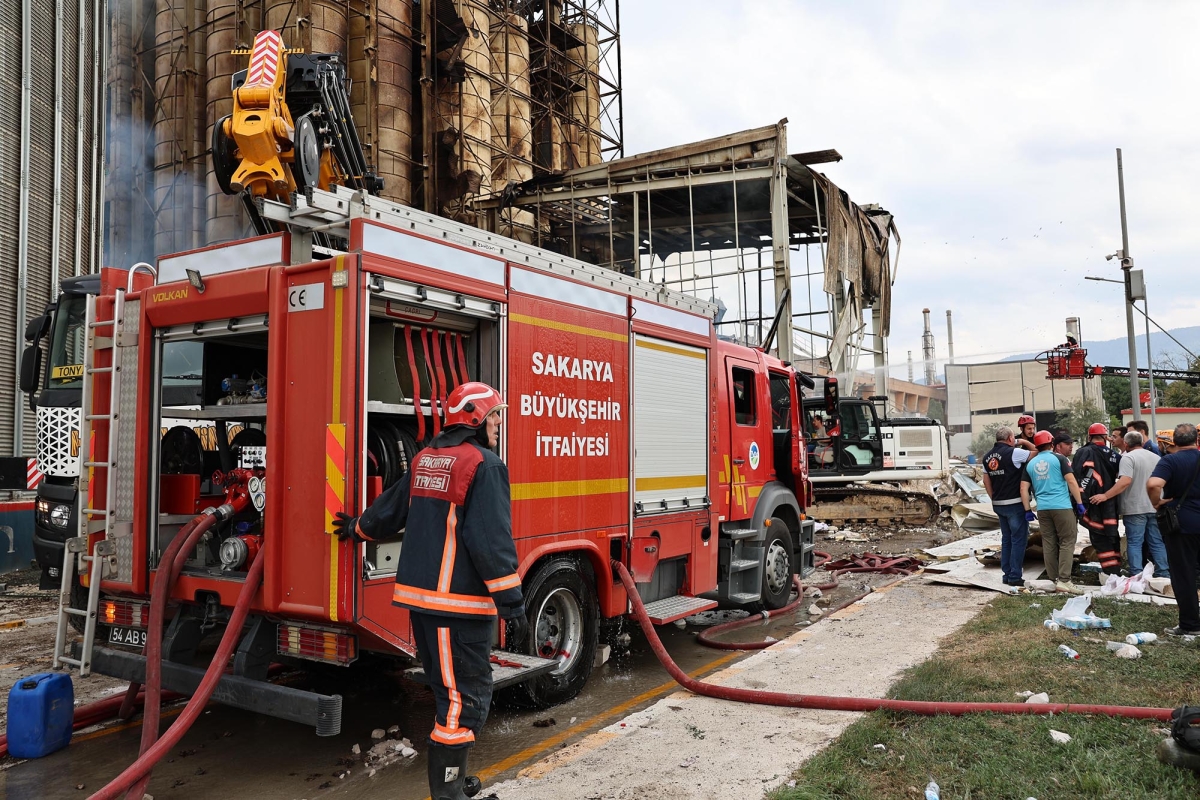 Sakarya Büyükşehir İtfaiyesi Müdahale Etti