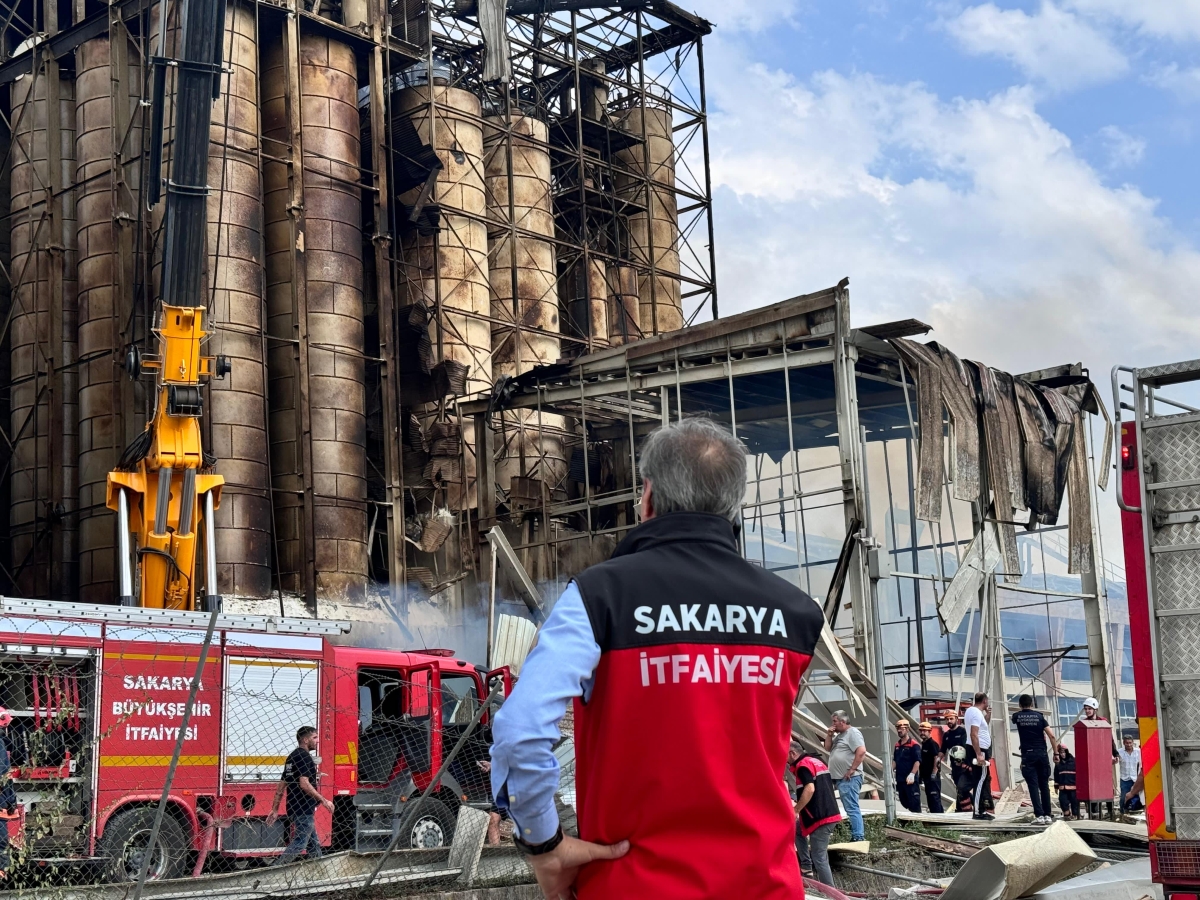 Sakarya Büyükşehir İtfaiyesi Müdahale Etti