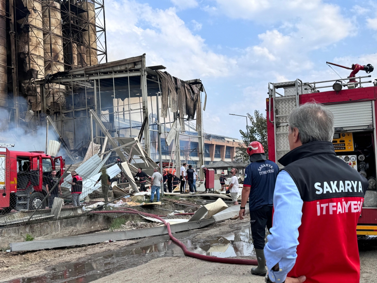 Sakarya Büyükşehir İtfaiyesi Müdahale Etti