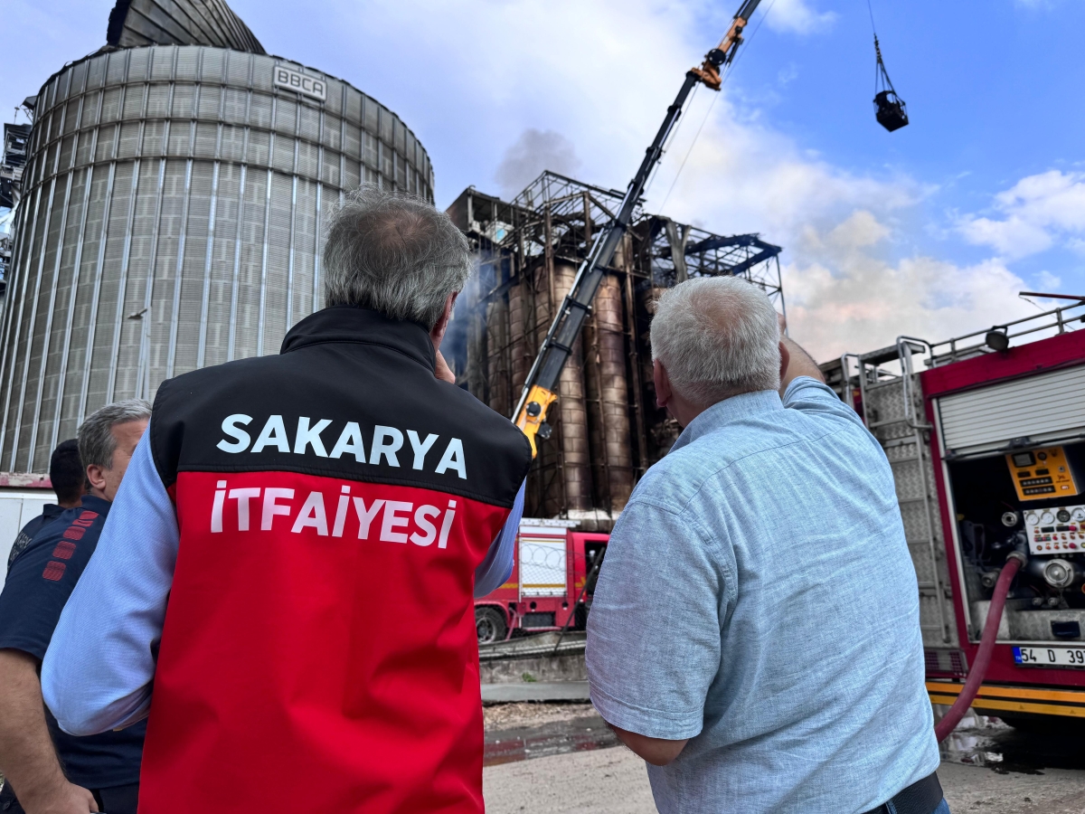 Sakarya Büyükşehir İtfaiyesi Müdahale Etti