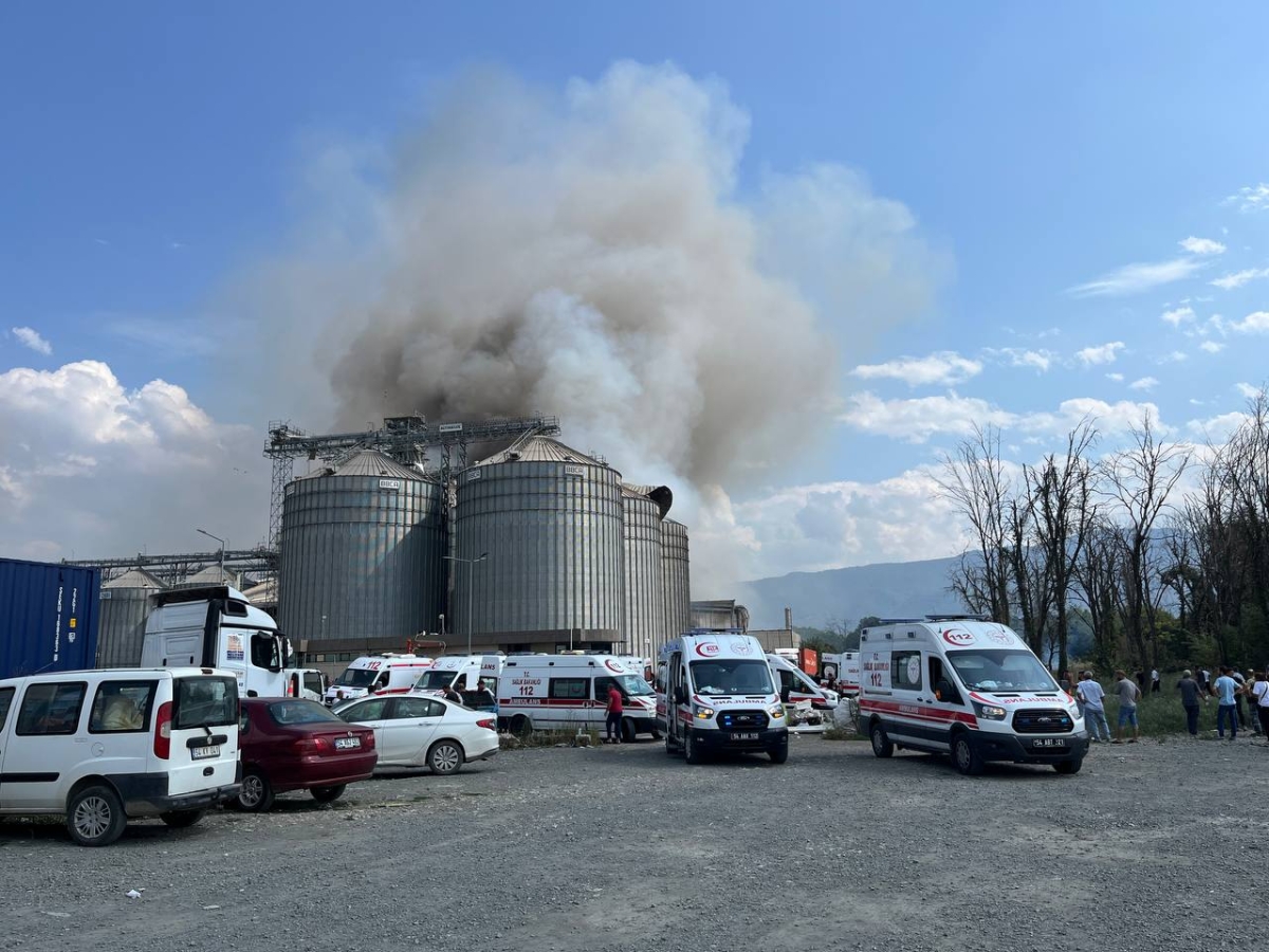 Sakarya Büyükşehir İtfaiyesi Müdahale Etti