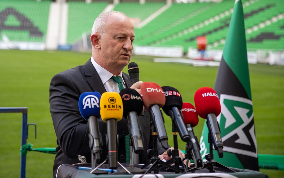 Sakaryaspor'da başkanlığa Cumhur Genç seçildi