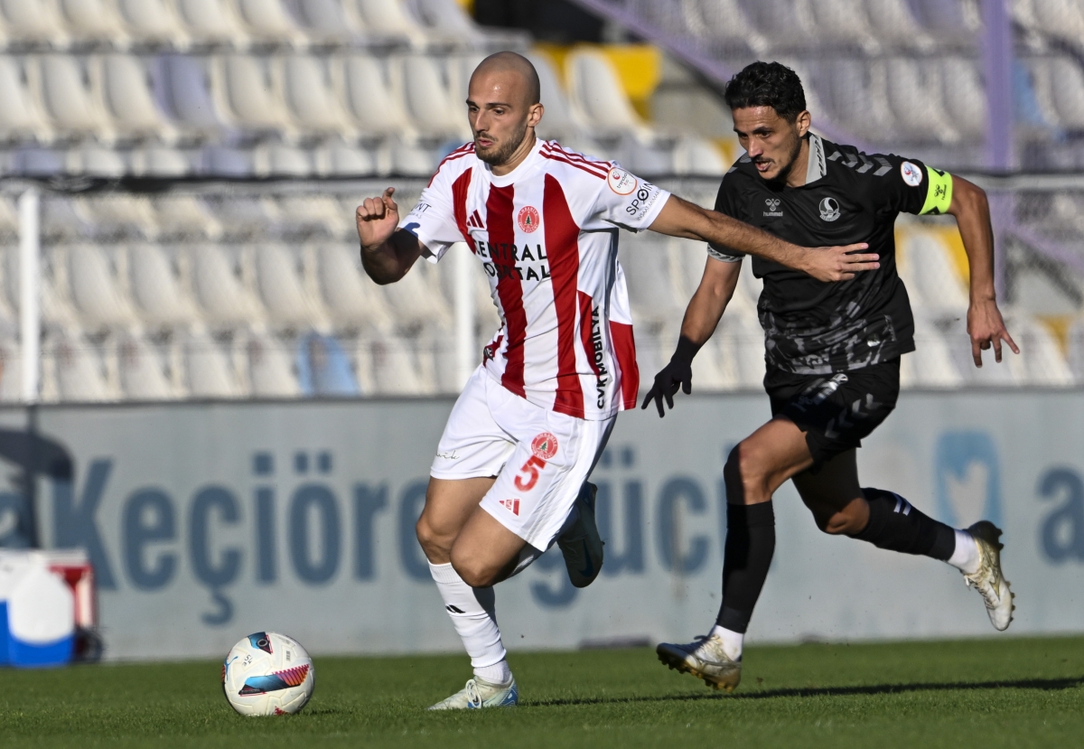 Sakaryaspor - Central Hospital Ümraniyespor