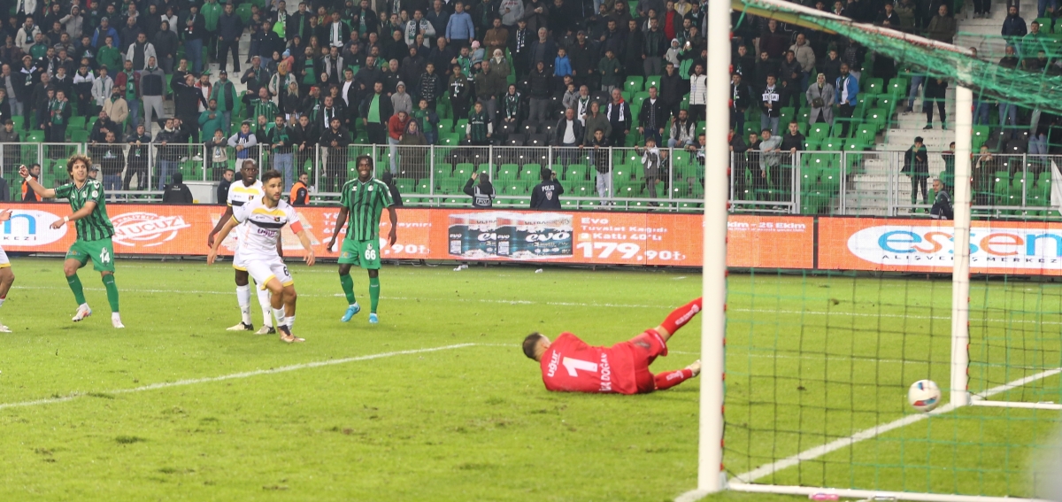 Sakaryaspor - Uğur Okulları İstanbulspor