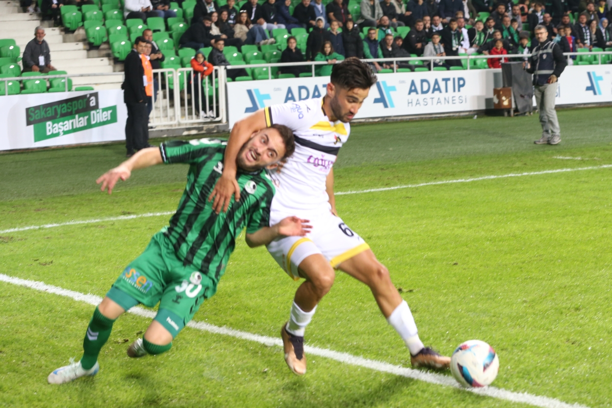 Sakaryaspor - Uğur Okulları İstanbulspor