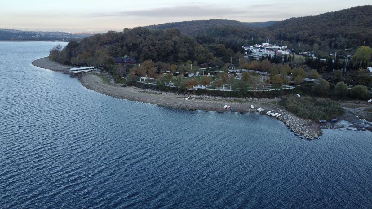 Sapanca Gölü'nde su miktarı son 5 yılın en düşük seviyesine geriledi