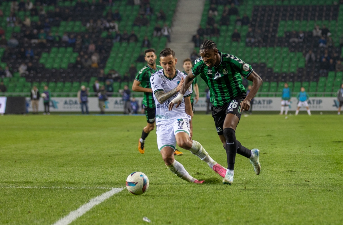 Sakaryaspor - Kocaelispor Foto Galeri