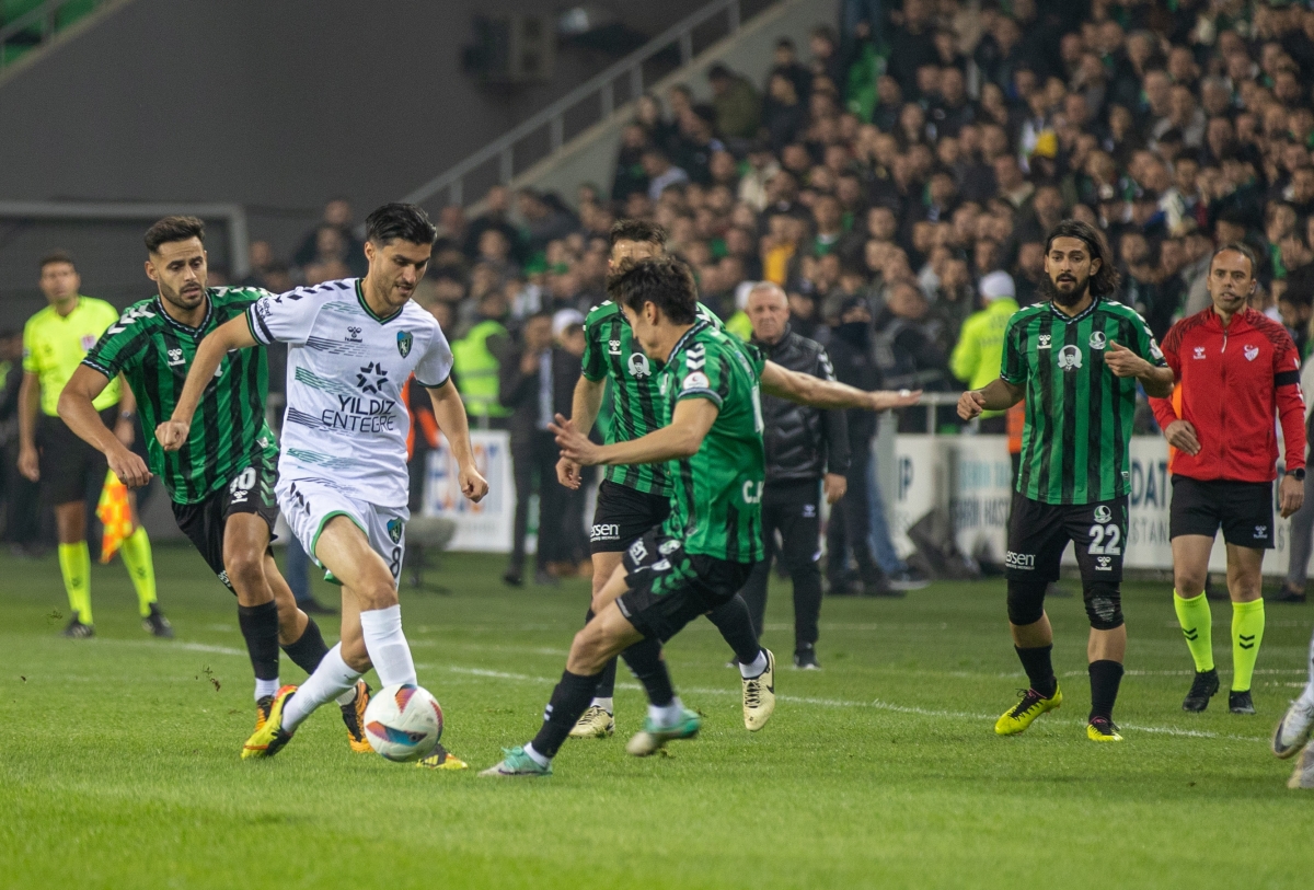 Sakaryaspor - Kocaelispor Foto Galeri