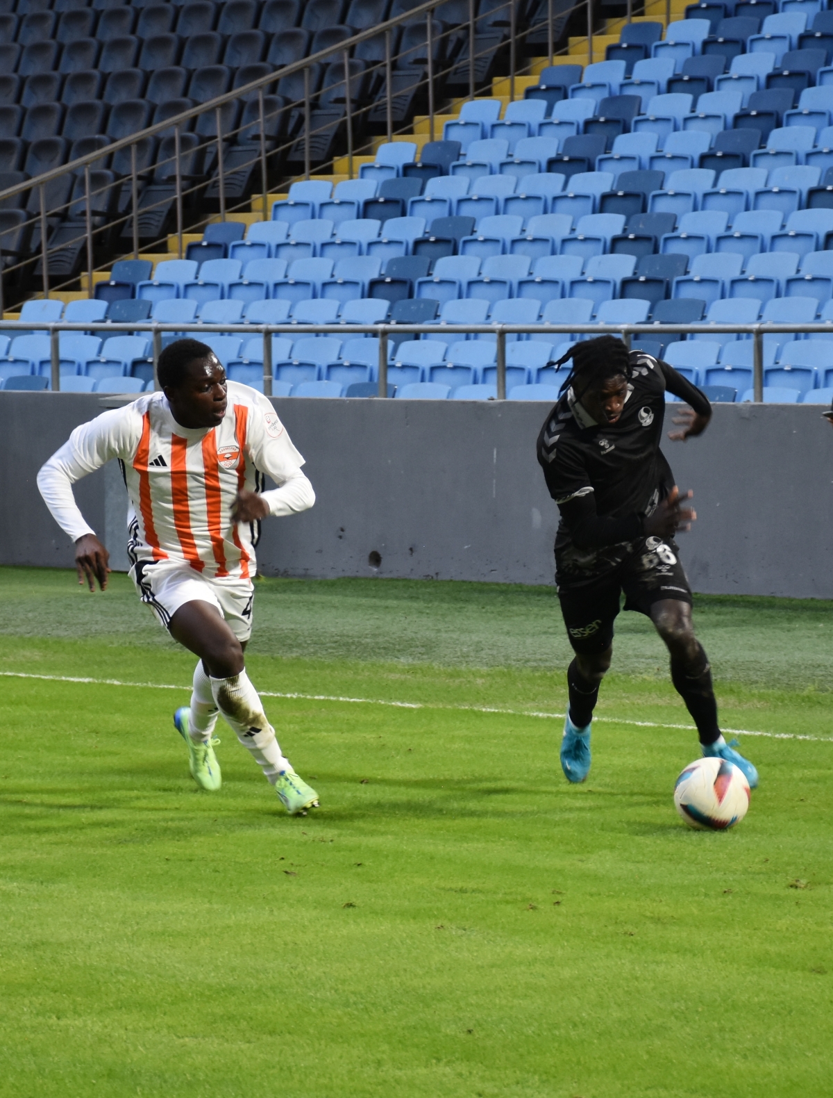 Adanaspor-Sakaryaspor Foto Galeri