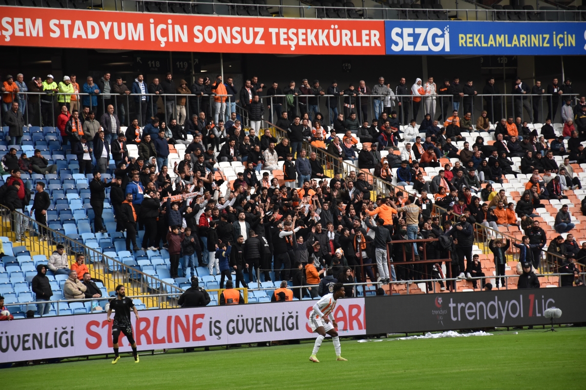 Adanaspor-Sakaryaspor Foto Galeri