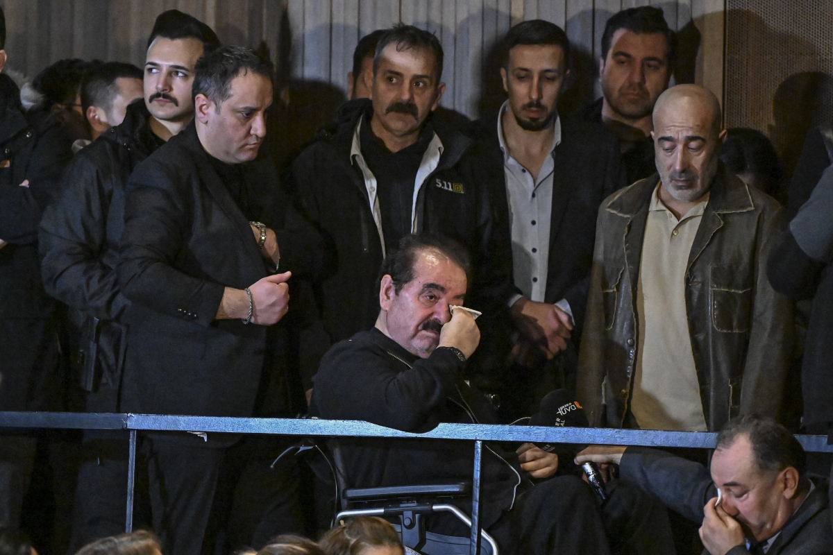 Ferdi Tayfur için AKM'de tören düzenlendi