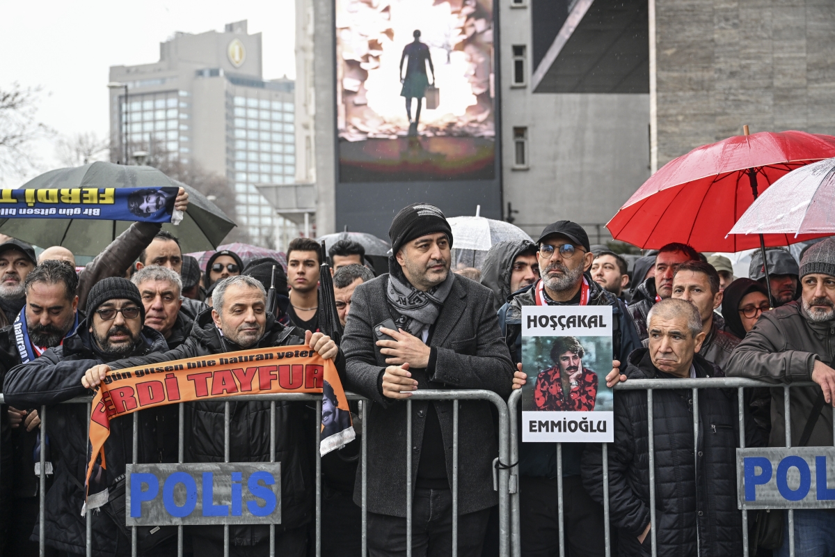 Ferdi Tayfur için AKM'de tören düzenlendi