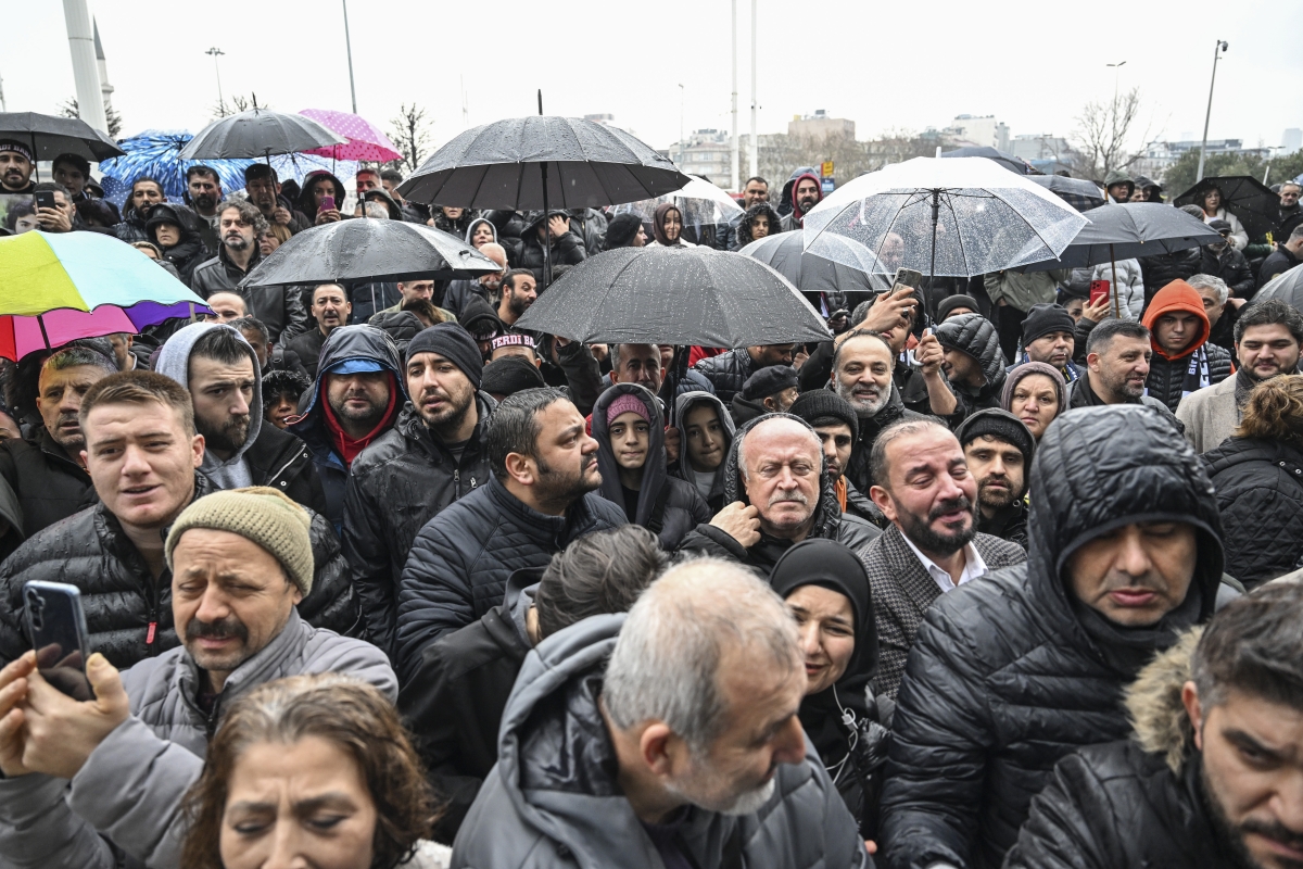 Ferdi Tayfur için AKM'de tören düzenlendi