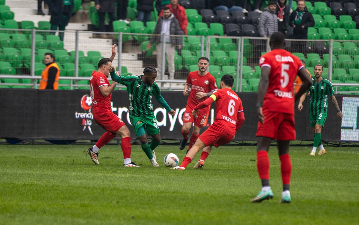 Sakaryaspor - Ahlatcı Çorum FK Foto Galeri