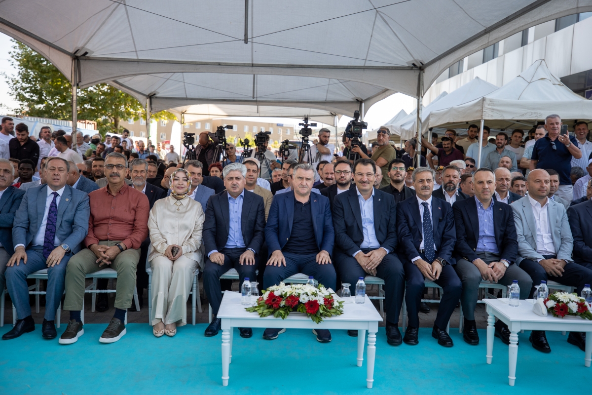 Bakan Bak, Sakarya'da