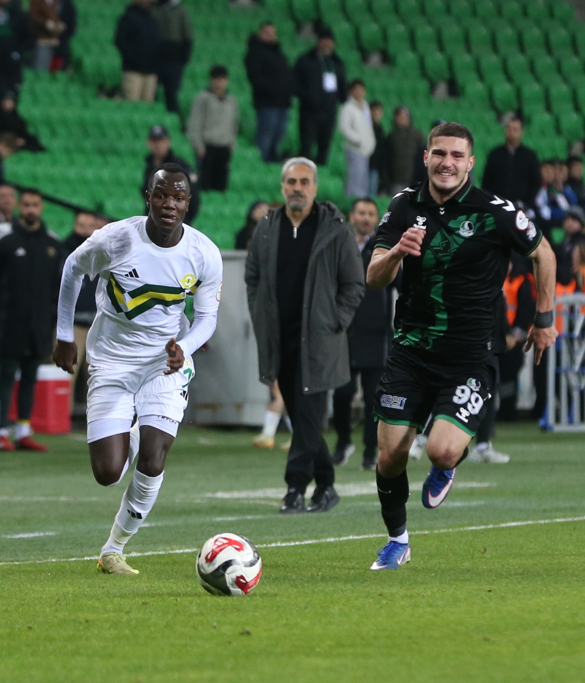 Sakaryaspor - Esenler Erokspor