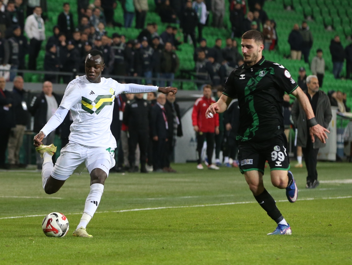 Sakaryaspor - Esenler Erokspor