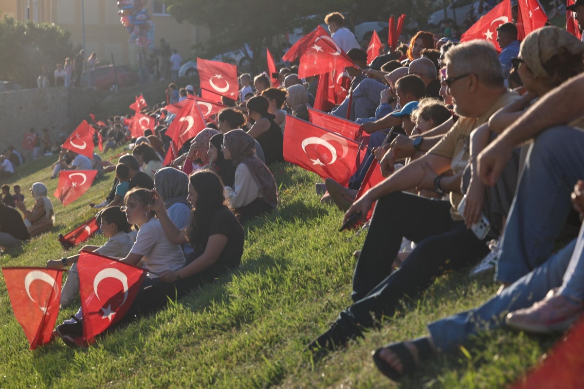 Tüm Dünya Sakarya’yı izledi
