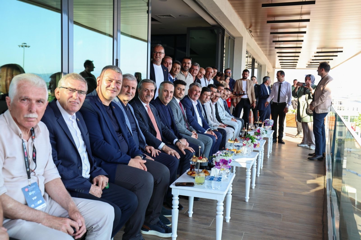 Tüm Dünya Sakarya’yı izledi