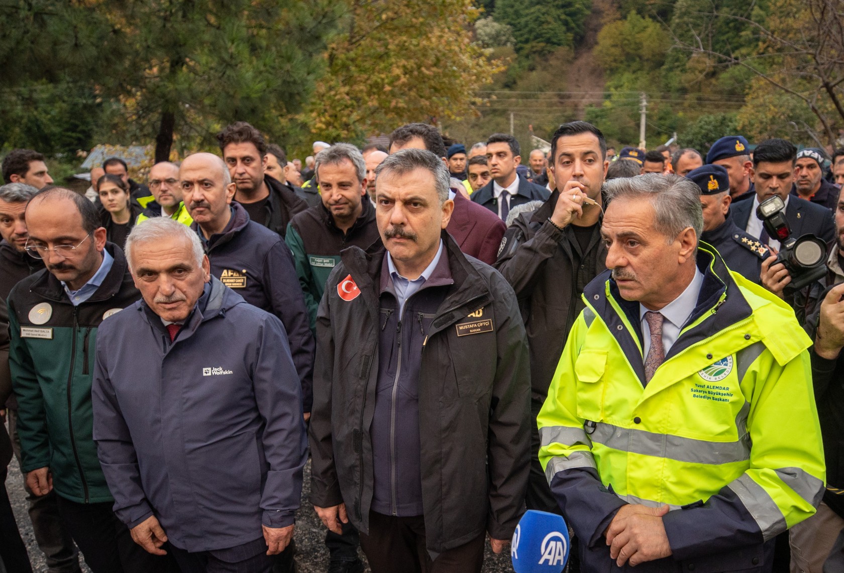 İçişleri Bakanı Çiftçi, Sakarya'da sağanaktan etkilenen bölgelerde incelemelerde bulundu