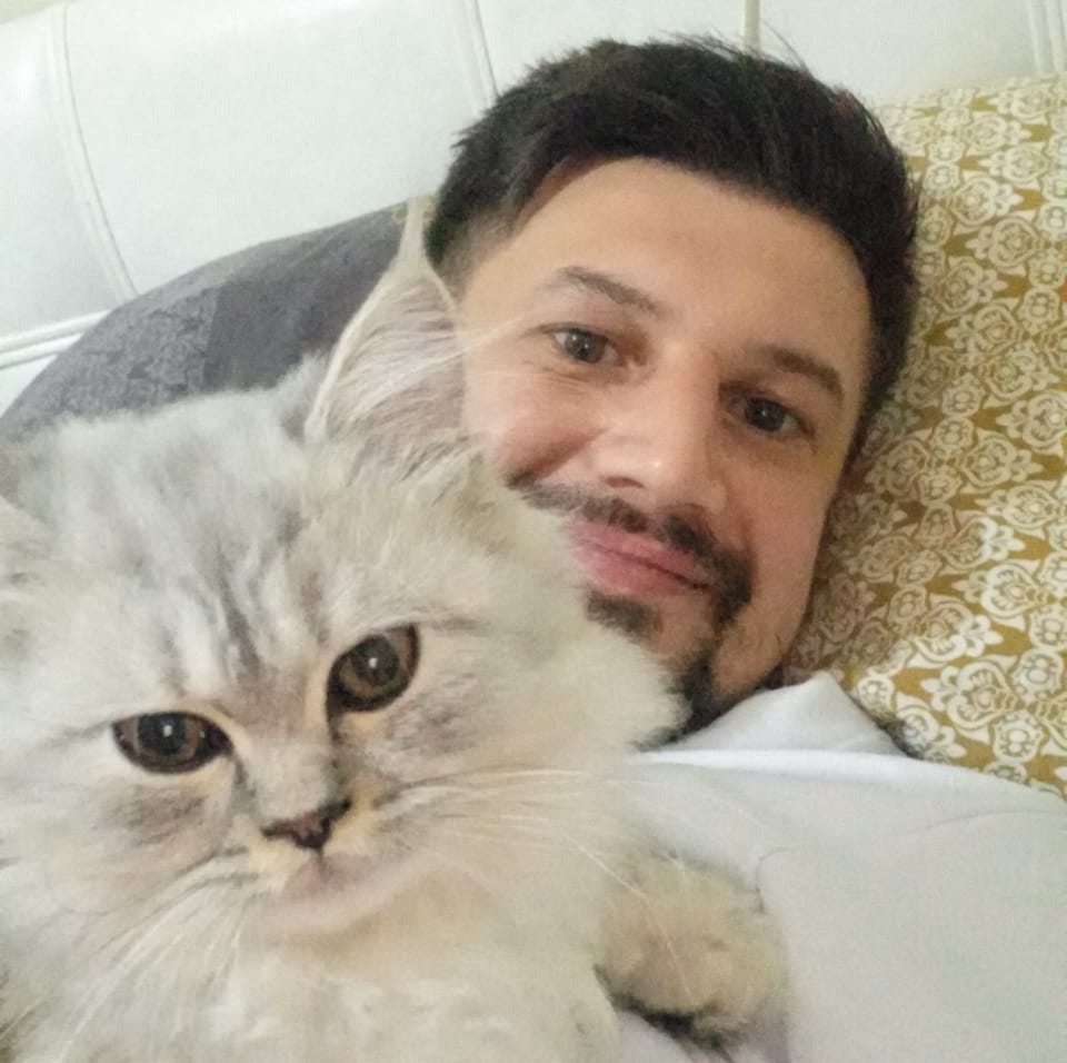 Cansız bedeni bulunan 29 yaşındaki Hikmet Özgüneş defnedildi