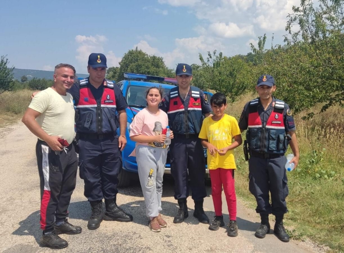 İki çocuk kayboldu! Afad 1 saat içinde bularak ailelerine teslim etti
