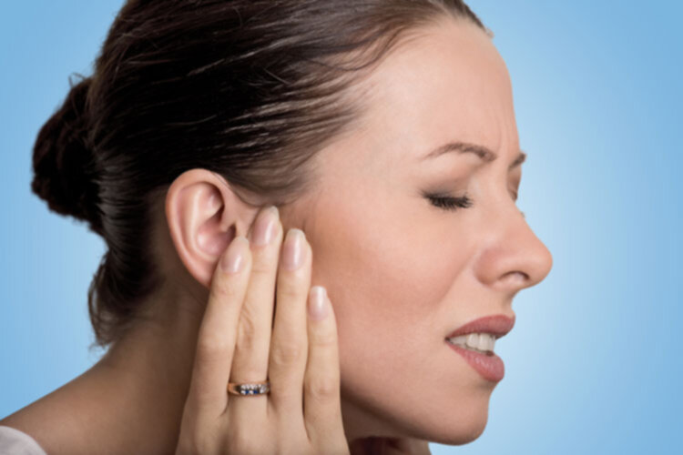 Kulağınızdan akıntı geliyorsa kulak zarınız zarar görmüş olabilir!