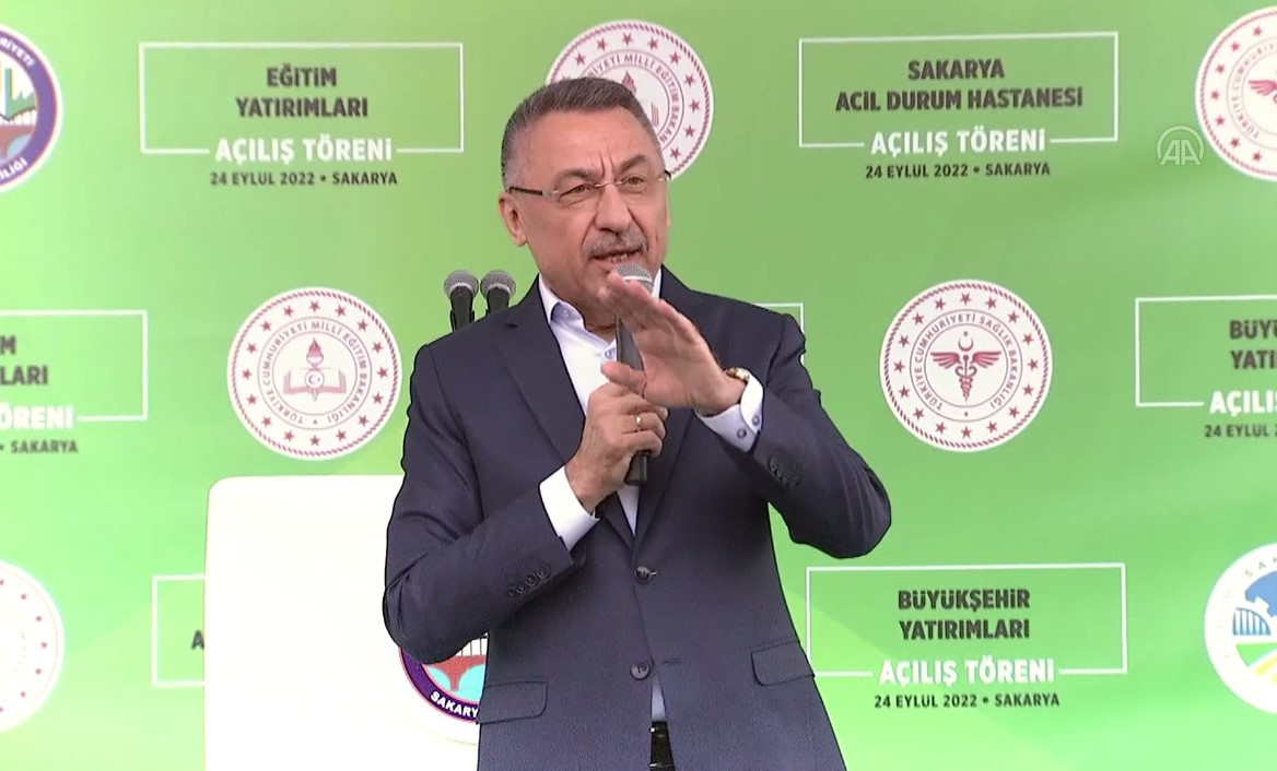Cumhurbaşkanı Yardımcısı Oktay, Sakarya'da toplu açılış töreninde konuştu