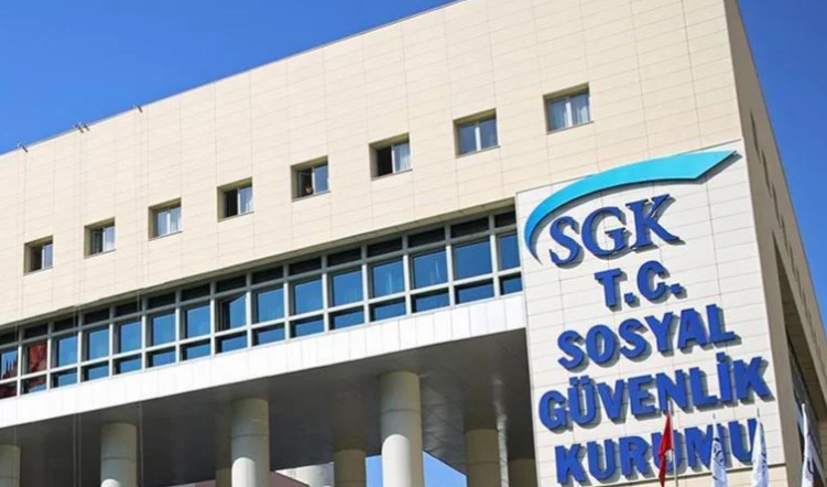 SGK'dan 'EYT' açıklaması: Kanun çıkmadan aylık bağlanamaz