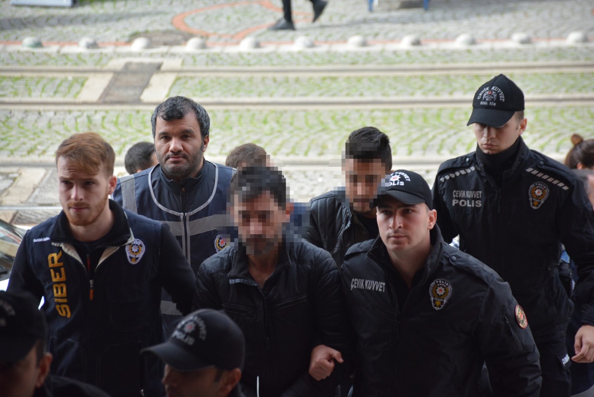 Prefabrik ev vaadiyle dolandırıcılık! 23 şüpheliden 17’si tutuklandı
