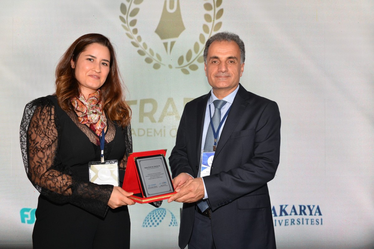 Türkiye’nin İhracatına Katkı Sağlayan Akademik Çalışmalar Ödüllendirildi