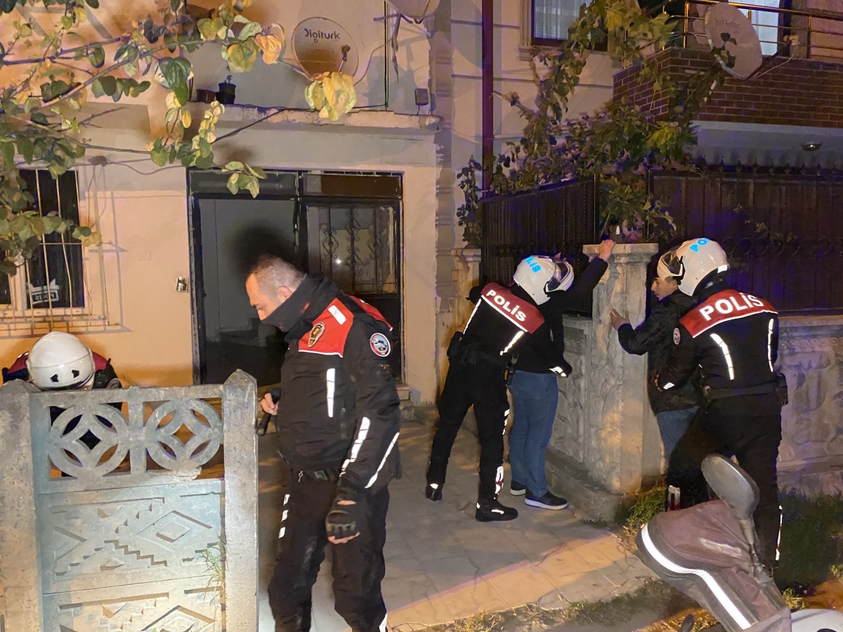 Şehrin dört bir yanındaki metruk binalara baskın
