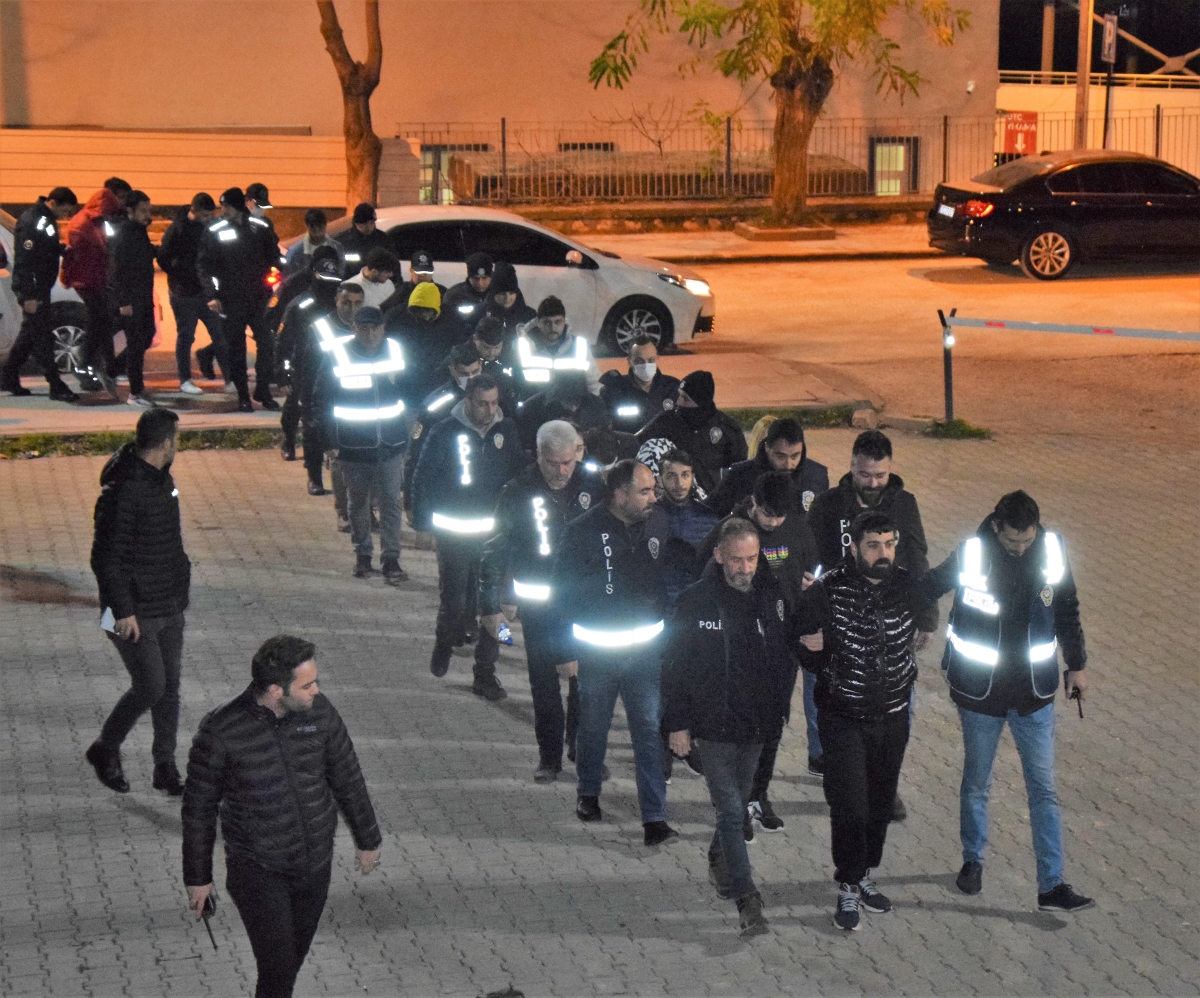 Araç alım satımı dolandırıcılık operasyonunda 24 zanlı tutuklandı