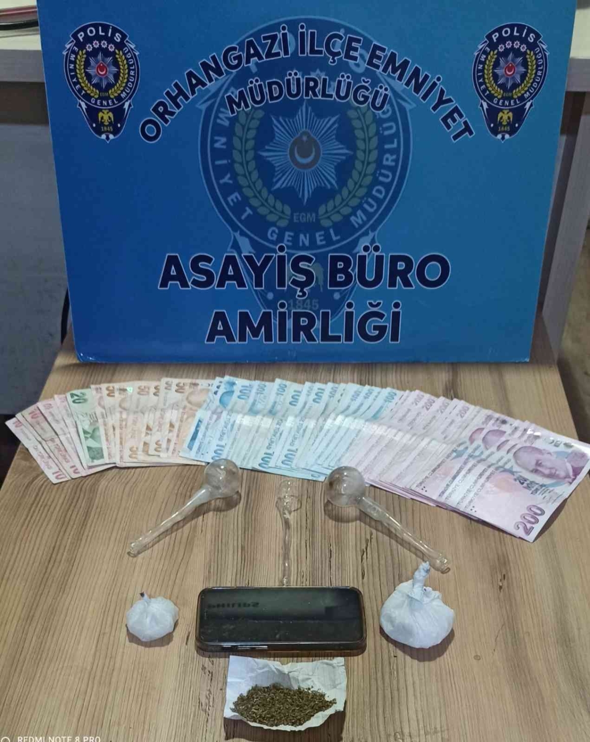 Evde uyuşturucu ticaretine polis darbesi
