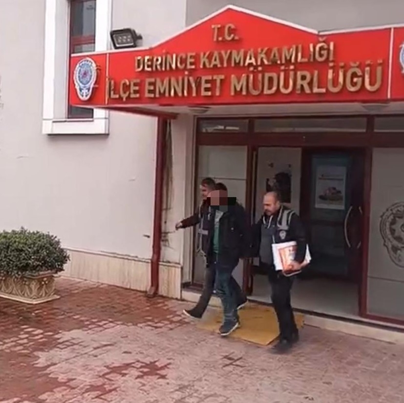 Hırsızlık suçundan aranan şahıs yakayı ele verdi
