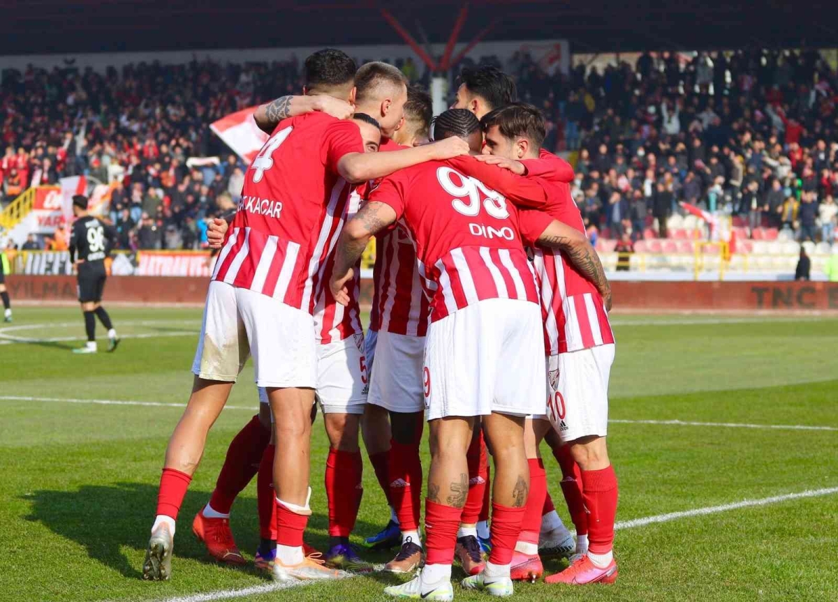 Spor Toto 1. Lig: Boluspor: 3 - Manisa FK: 1
