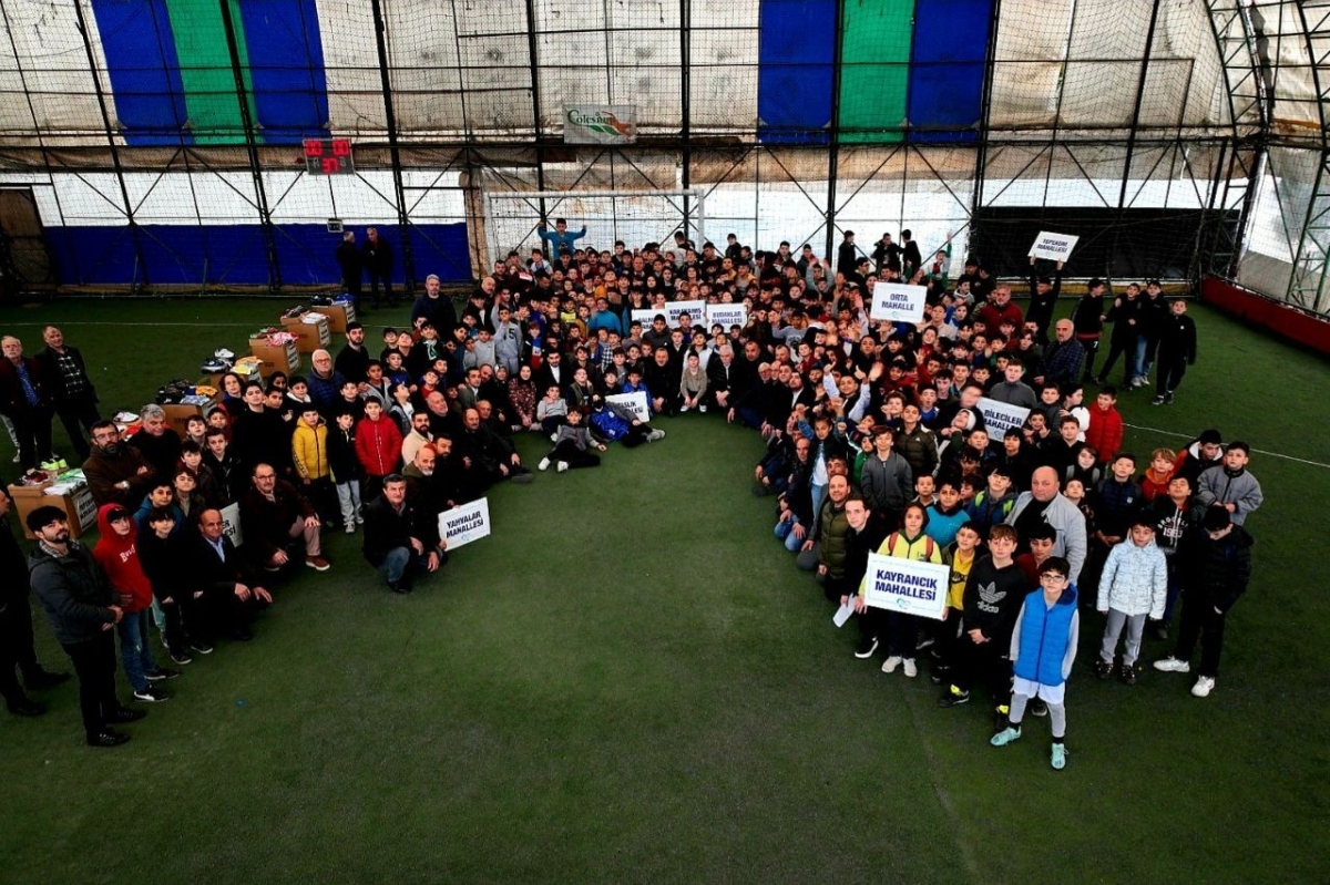 Mahalleler Arası Minikler Futbol Turnuvası 410 sporcu ile başladı
