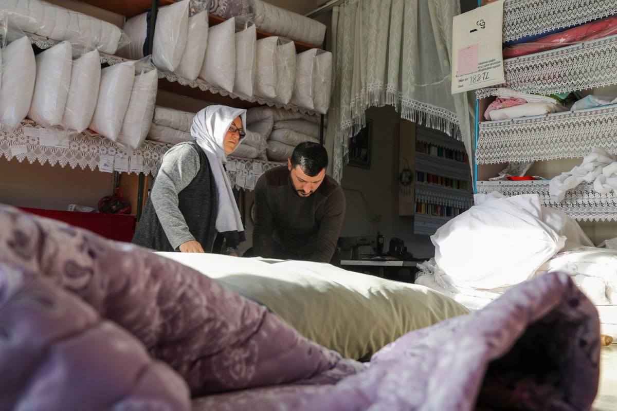 Baba mesleği yorgancılık abla ve kardeşe emanet